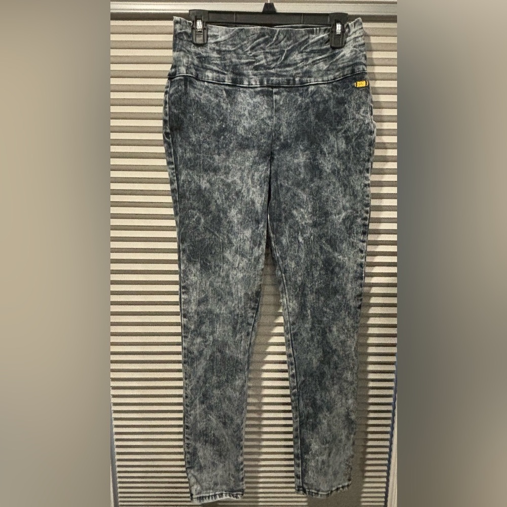 Nicki Minaj 13/14 acid washed high rise zipper back stretch denim skinny jeans